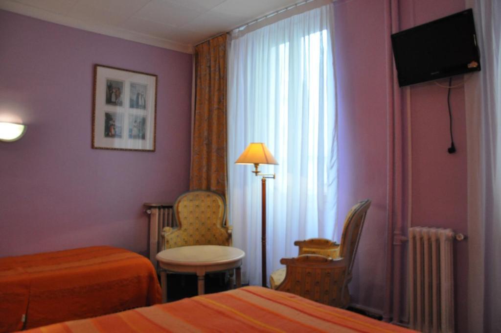 Moderne Hotel 2*